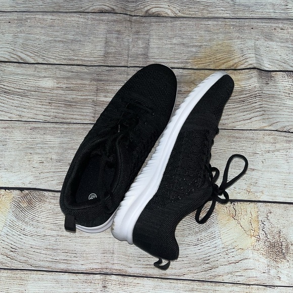 🤎3/$10 Black Sneakers Size 9.5 - Picture 4 of 15